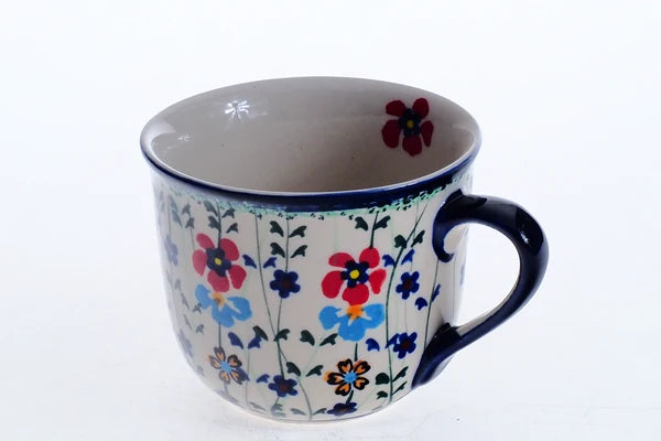 Handgjord mugg 01-12 ur MILLENA 0.32L